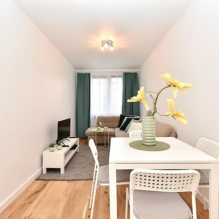 Rental Apartment Obrzezna Warszawa Eksteriør bilde